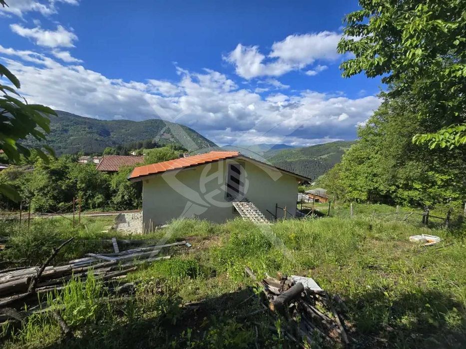 Продава се Къща в Своге - 75 кв.м за 1600 €/кв.м - Снимка #12