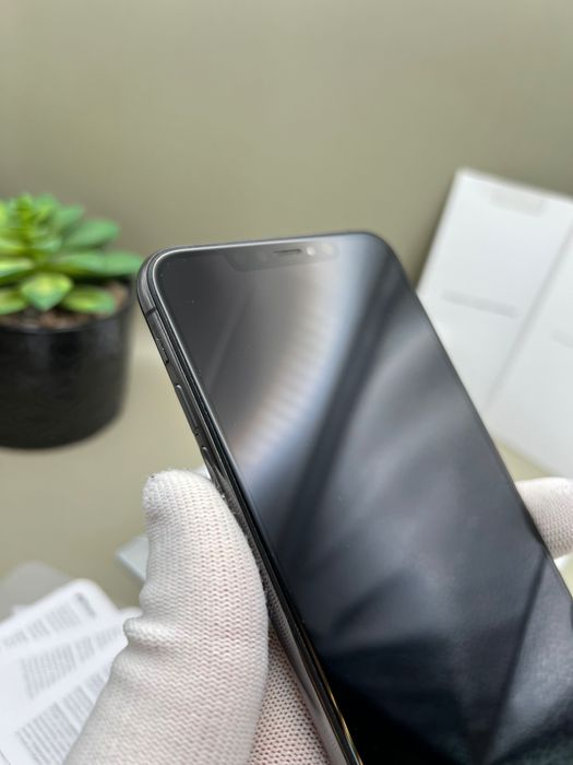 iPhone Xs MAX, iCloud locked, НА ЧАСТИ, 90% батерия, КАТО НОВ!