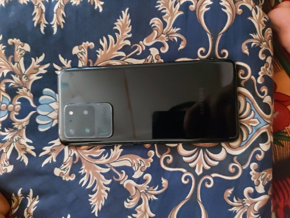 S20 ultra 5G 200$