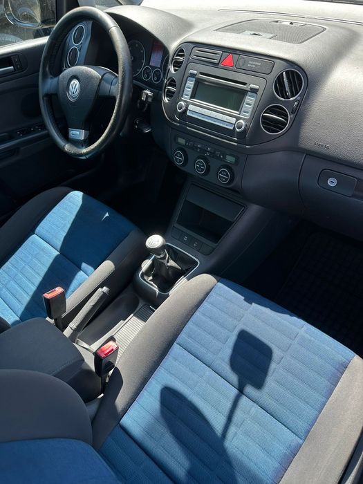 Se vinde Golf 5 plus