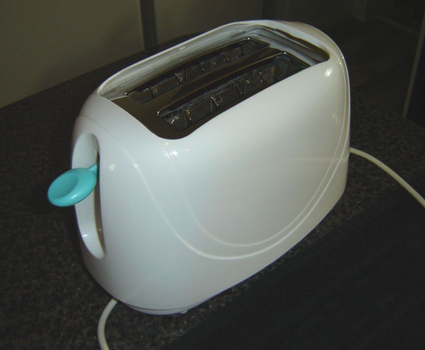 Отличный тостер Scarlett