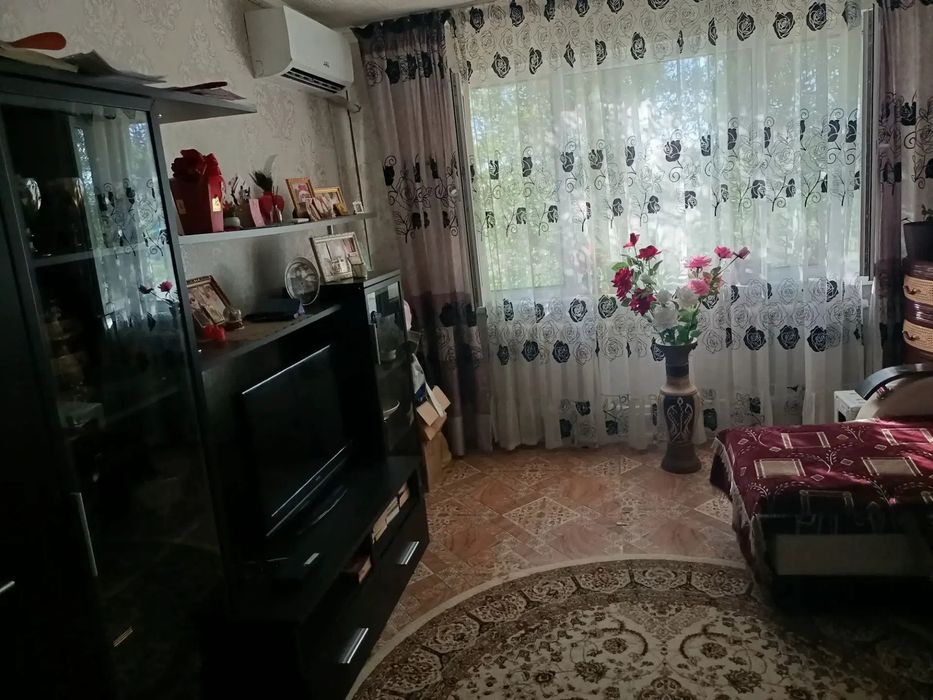 Продаётся 2-х комнатная квартира