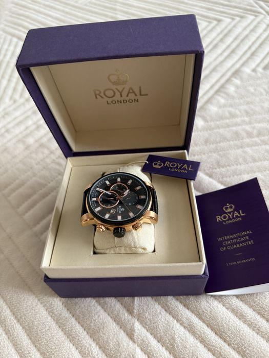 Продам часы новые