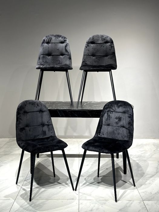 Новинка Стол и 4 стула от производителя