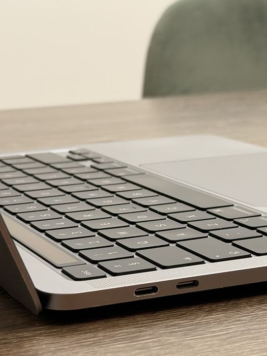 MacBook Pro 13, M1, Touch Bar, 256GB