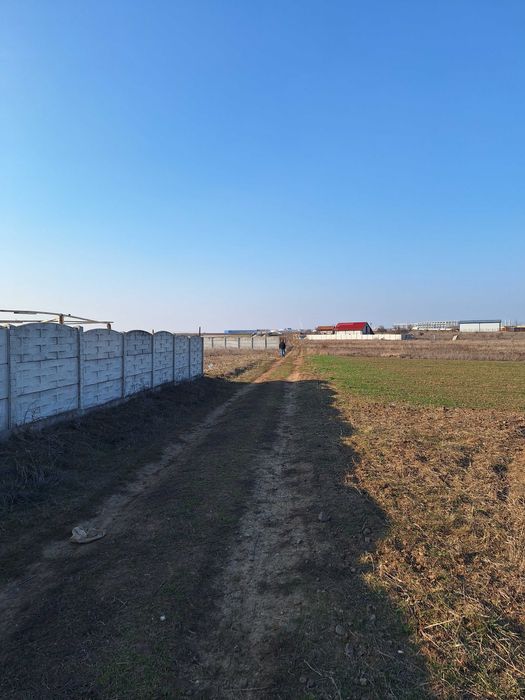 Vand teren intravilan in Cosoveni