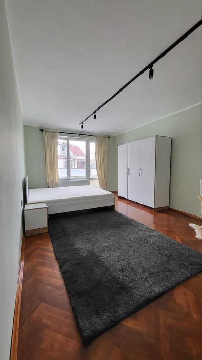 Дава се под наем Двустаен апартамент в Варна, м-т Траката - 65 кв.м за 459 € - Снимка #3