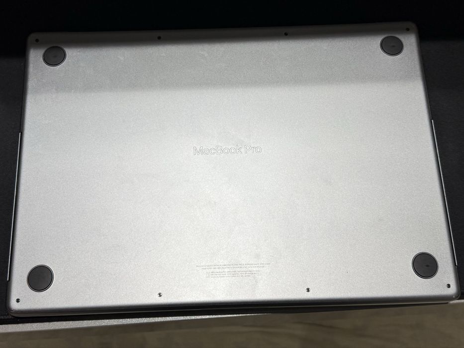 Apple Macbook M1 Pro 16inch 16/512