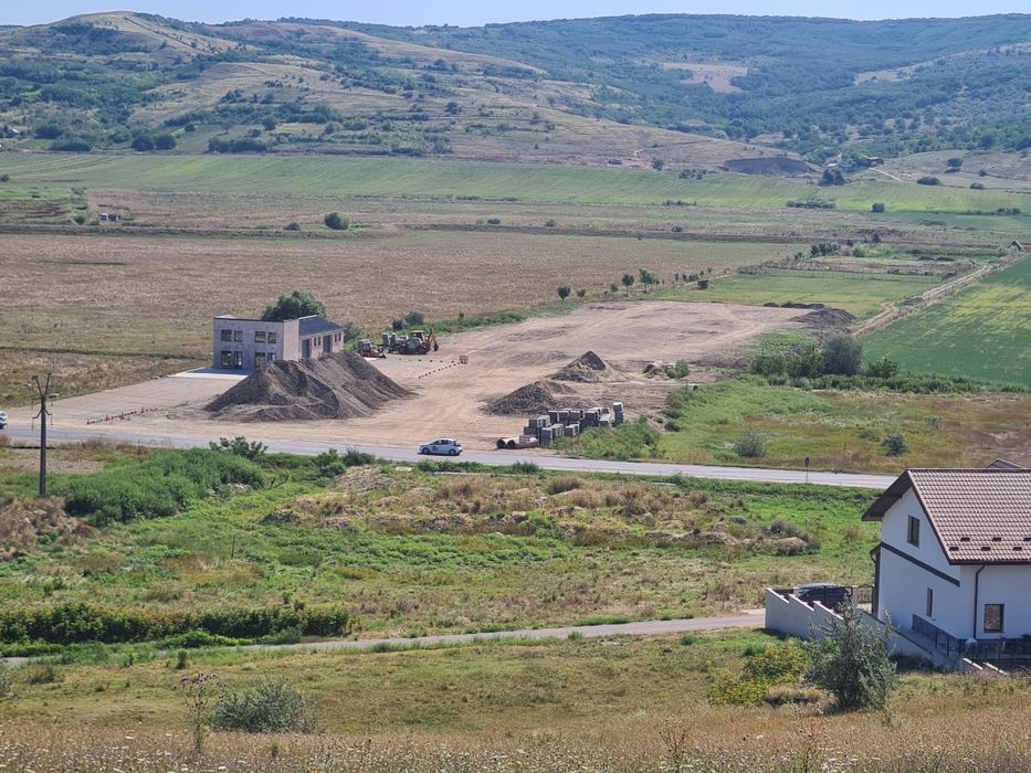 Vând teren 6437 mp  acces DN 24 ieșire Vaslui Moara grecilor