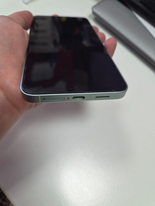 Samsung s25 plus mint