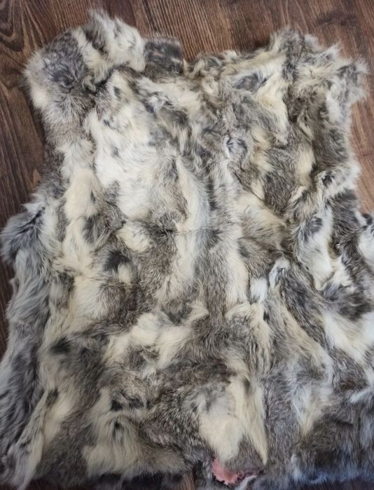 Елек от заешка кожа