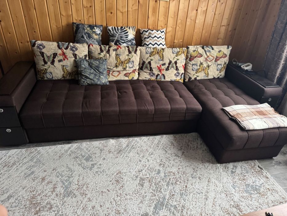 Продам диван угловой