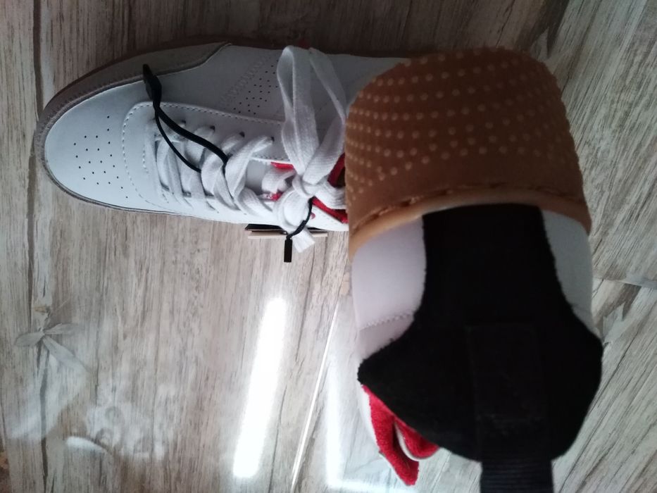 Adidasi/sneakers/pantofi sport Zara din piele naturala