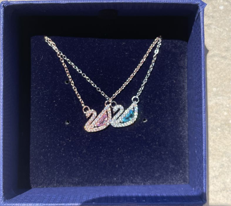 Swarovski колие – елегантен подарък