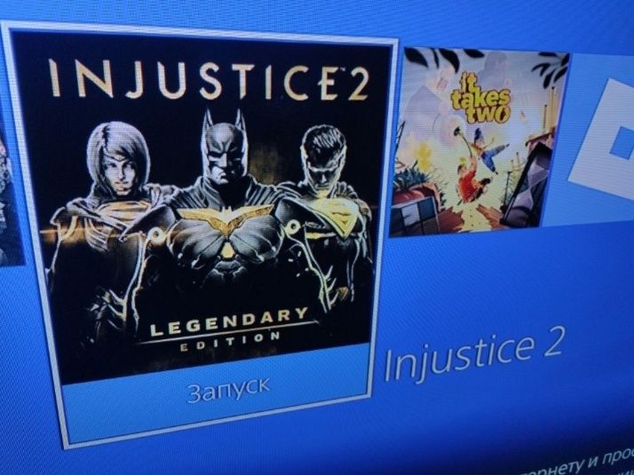 PS4 SLIM много игр фифа26 есть.