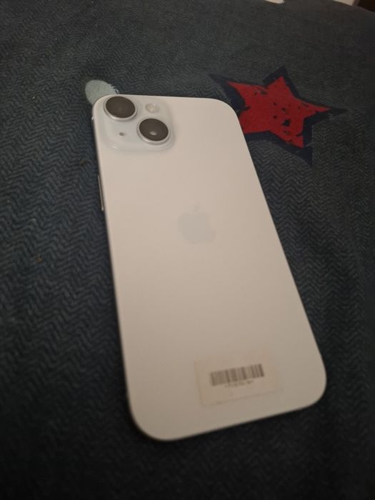 Iphone 15 white  128 gb