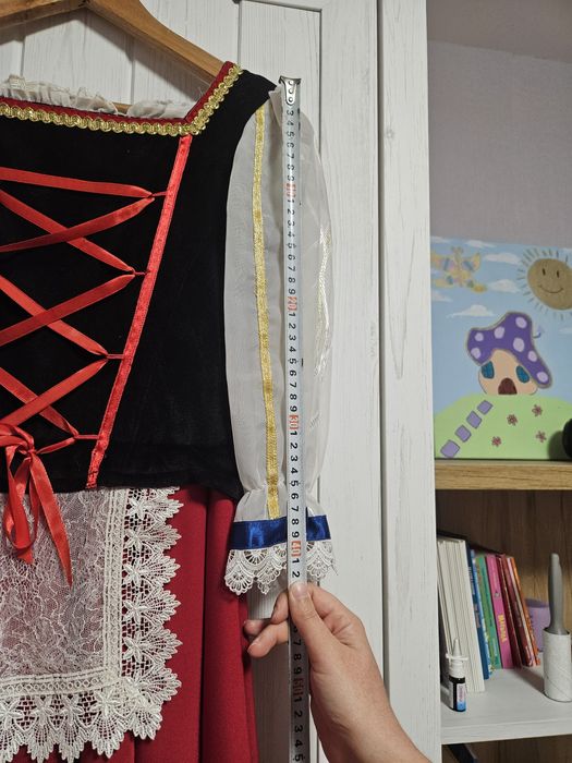 Унгарска рокля за характерни танци