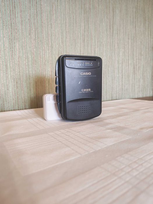 Уокмен Casio AS-200R с AM/FM Радио
