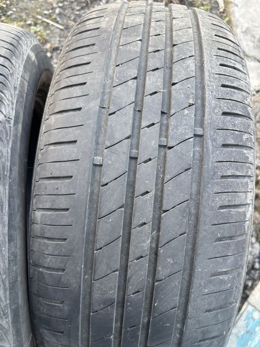 Продам летний резины 2шт за 15тыс