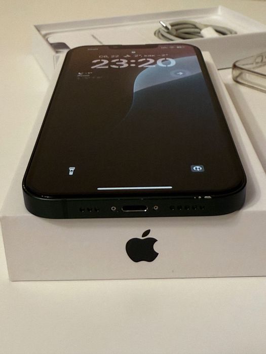 iPhone 13 128GB Green