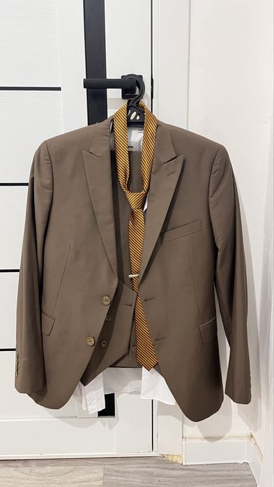 Продам костюмы цены вописание