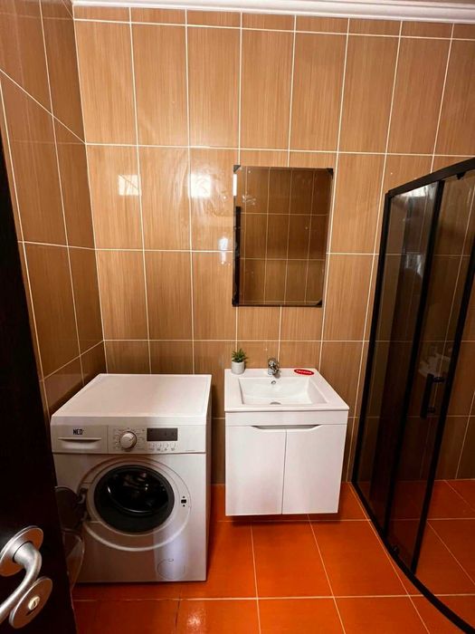 Дава се под наем Двустаен апартамент в София, Център - 56 кв.м за 698.19 € - Снимка #2