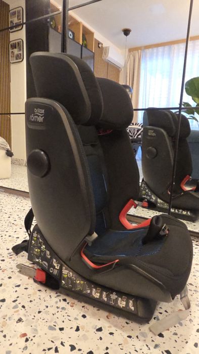 Scaun auto Britax romer advansafix IV R 9-36 kg