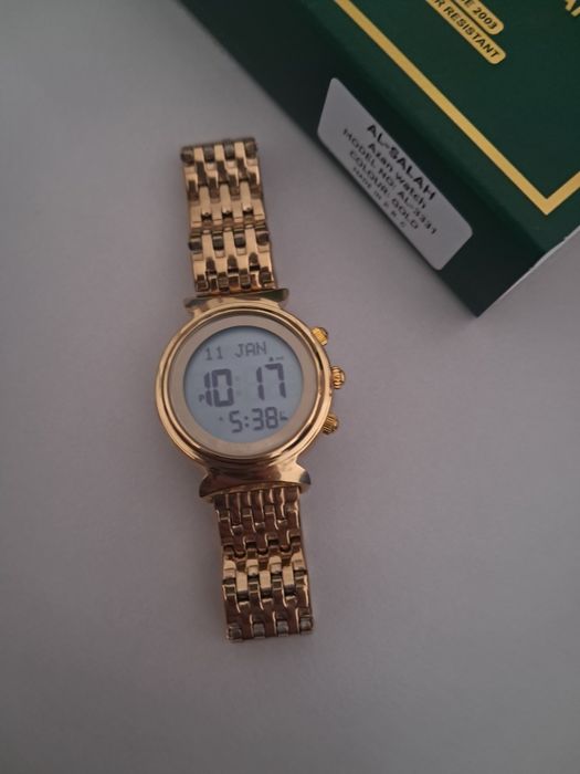 Ayyolar soati sotiladi