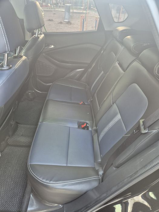 Chevrolet Tracker 2, Premier