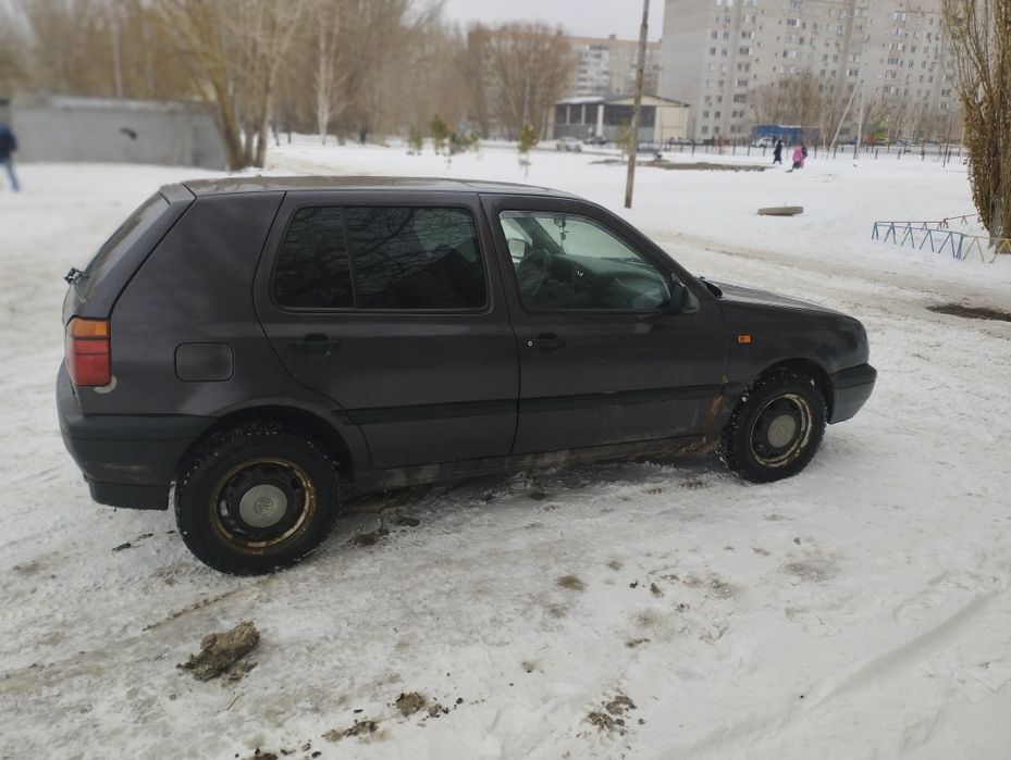 Гольф 3 1.6 срочно