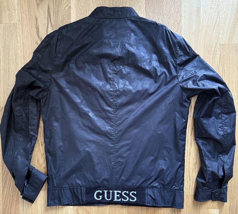 Пролетно- есенно яке Guess 100% оригинал!!! Размер S