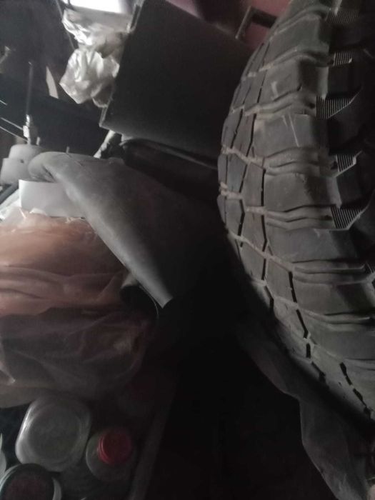 Продам шины 285/75 r16