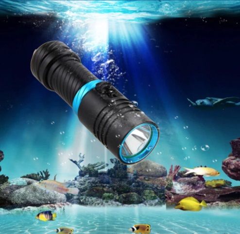 Фонарик для дайвинга ( подводный )