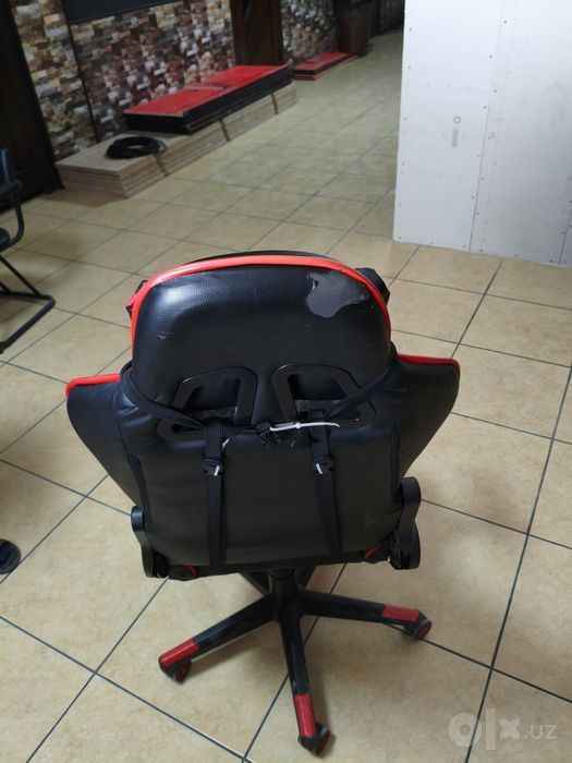 Продается геймерский кресло Cougar