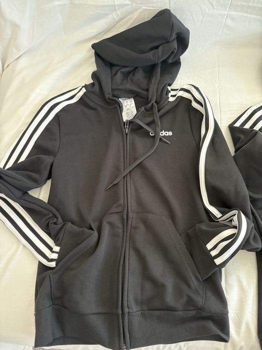 Горнища Adidas нови