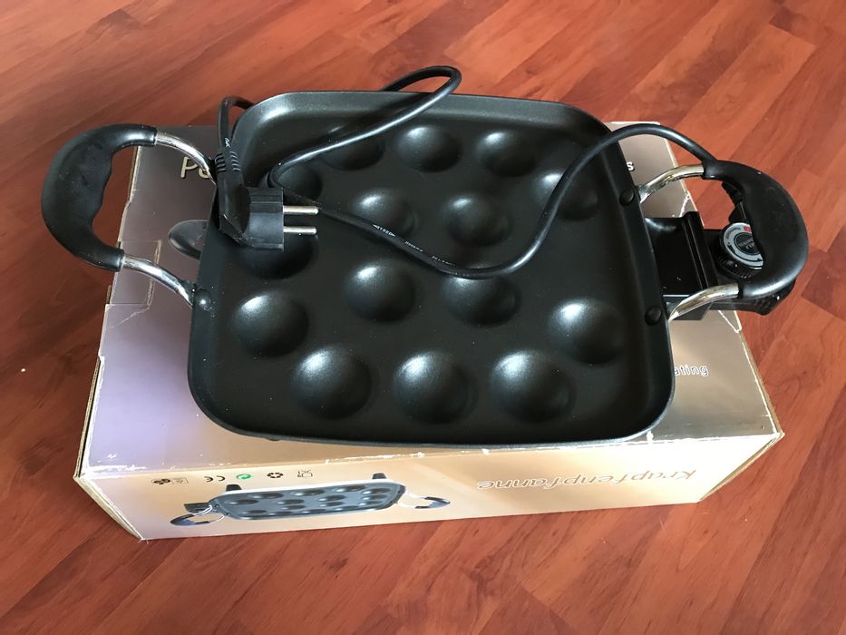 Poffertjespan din fontă