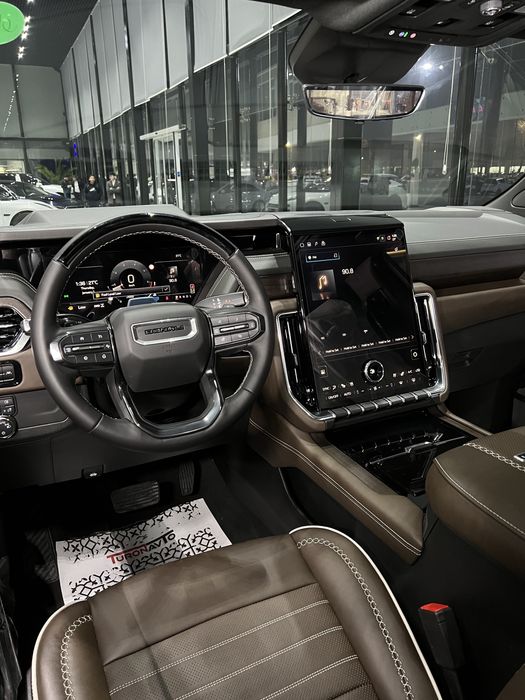 GMC Yukon Denali 2025