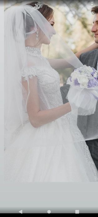 Свадебное платье