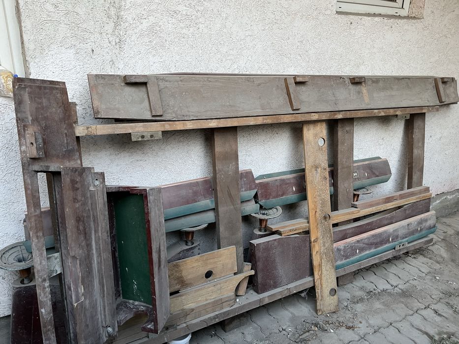 бильярдный стол торг имеется