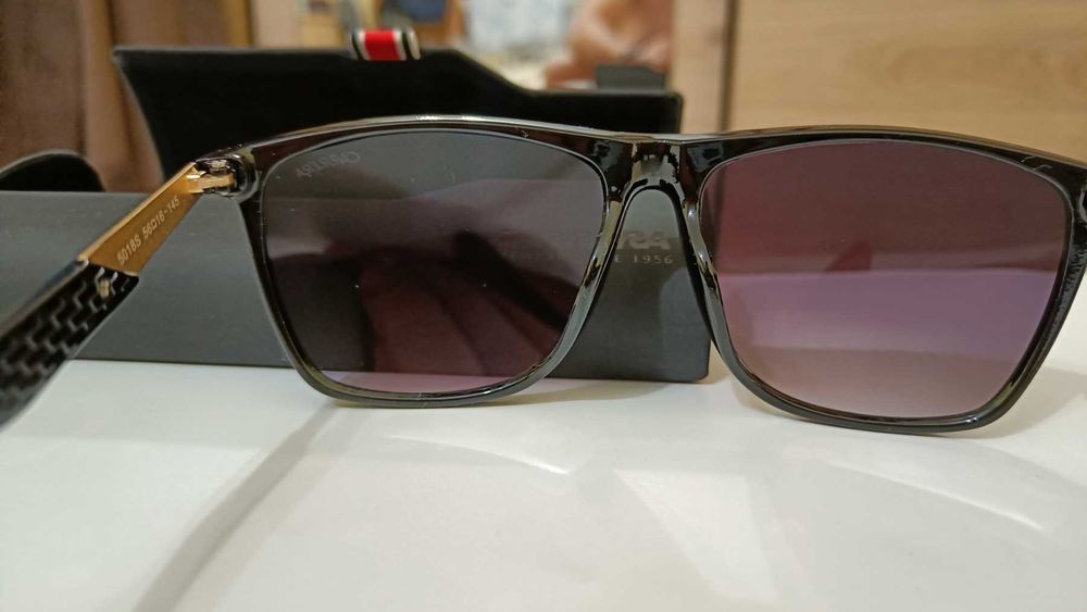 Слънчеви очила Carrera