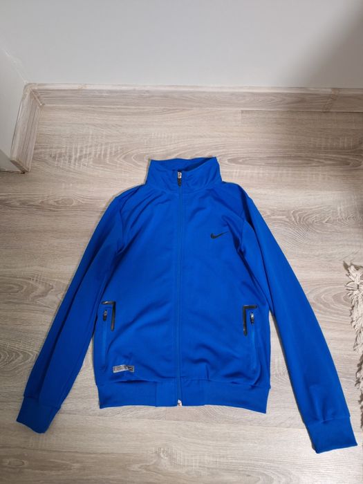 Горница на NIKE BLUE