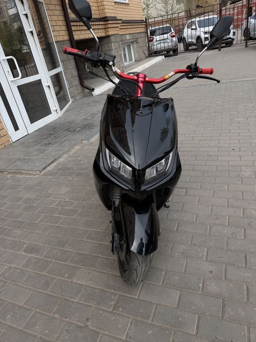 Мопед м8 180кубов
