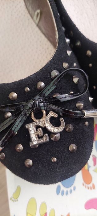 GUESS, ADIDAS, MICHAEL KORS, Moschino, New Balance, Liu Jo