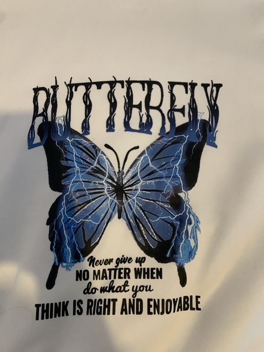Бял суитшърт / худи с качулка и принт Butterfly