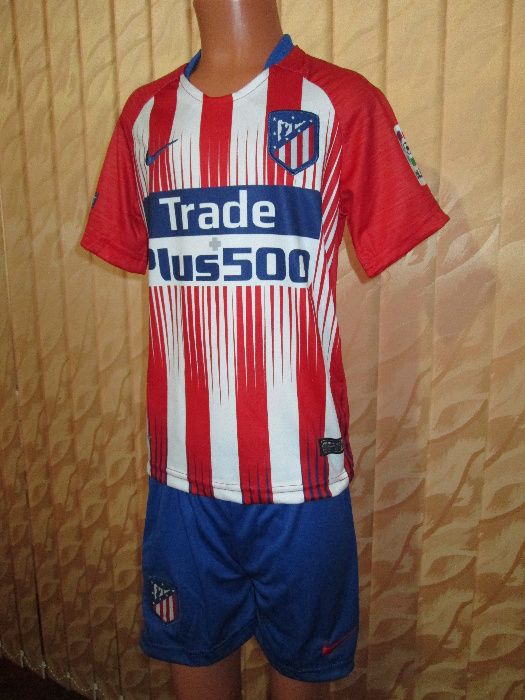 РЕТРО детски екип ПСЖ Буфон 116 размер /Атл.М. Гризман 176 размер 2019