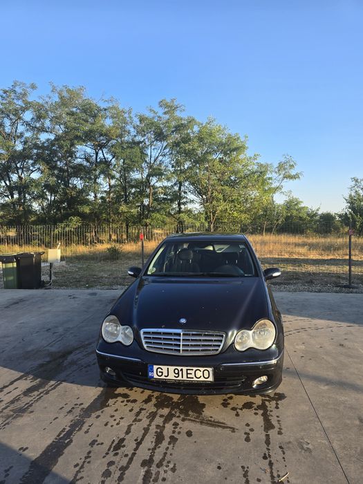 Mercedes c220 w203 facelift