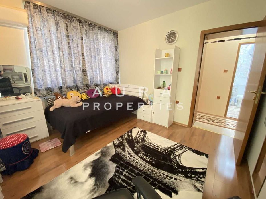 Дава се под наем Тристаен апартамент в Разград, Център - 90 кв.м за 459 € - Снимка #6