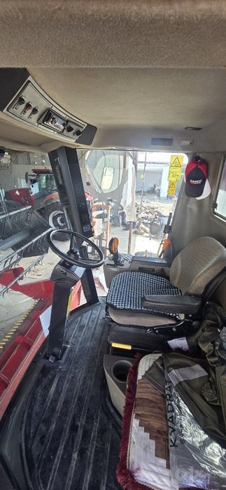 Case IH AXF 4088 kombayn