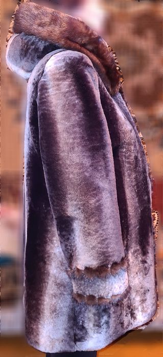 Продам полушубок  мутон с норкой