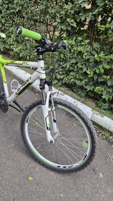 Bicicleta MTB hardtail